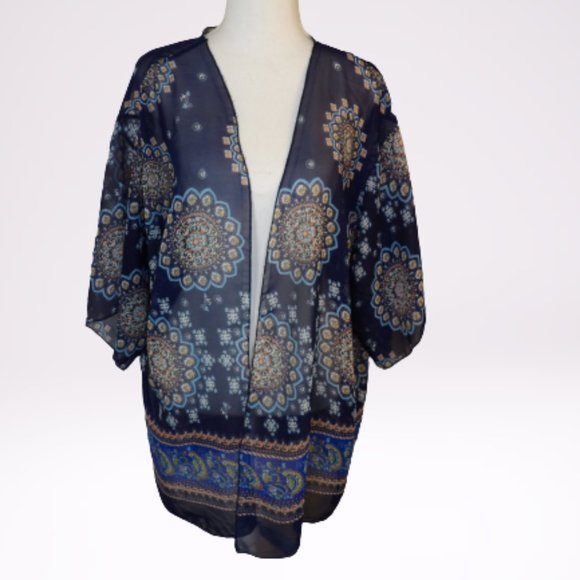 Beach Cover-Up / Kimono / Mandala Designs - Picture 12 of 13